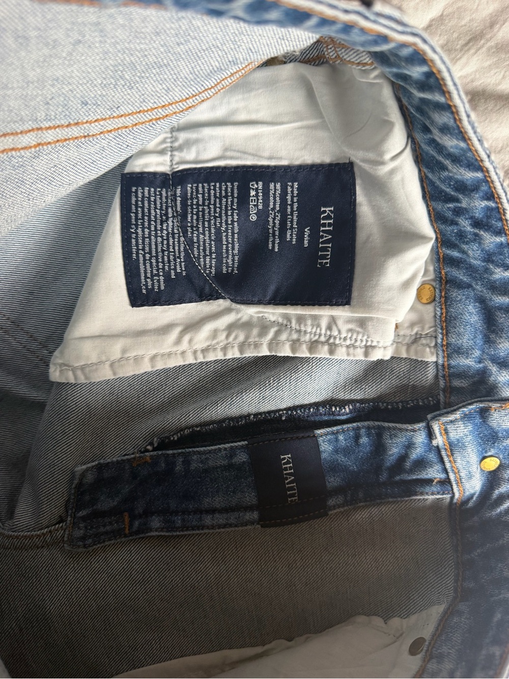 Khaite Vivian jeans vintage blue, straight leg, high rise, black button detail - Picture 3 of 4